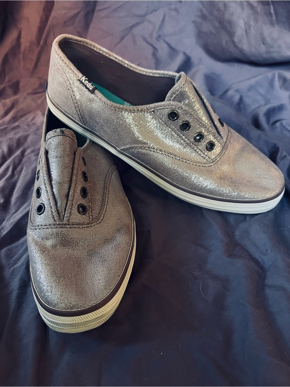 Vintage pink metallic slip on Keds size 6